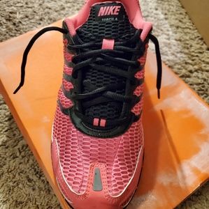 Size 12 ladies Nike Shoes